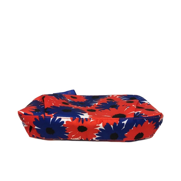 Estee Lauder Floral Cosmetic Bag - Picture 3 of 4